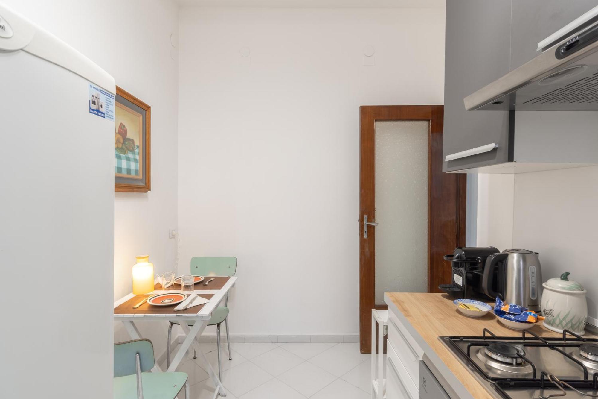 סלרנו Casa Vacanza Angelina Via Mercanti Centro Storico מראה חיצוני תמונה